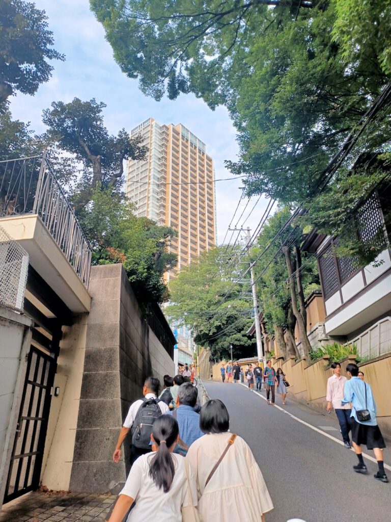 Exoteric Japan, Tokyo Trekking, The Meguro Denenchofu Walking Course 目黒田園調布コース Meguro FudozakaPath Walk